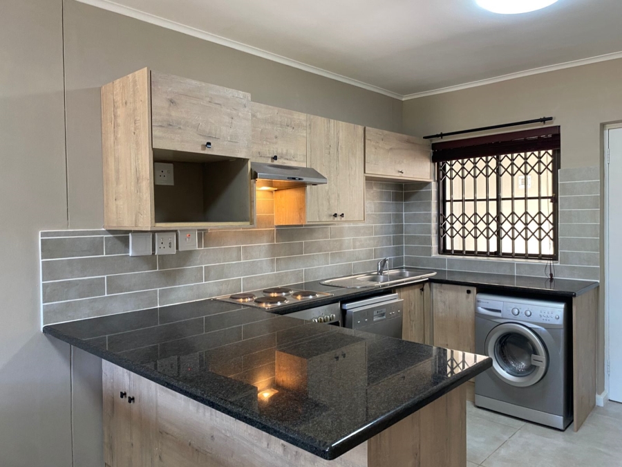 To Let 2 Bedroom Property for Rent in Rondebosch Western Cape